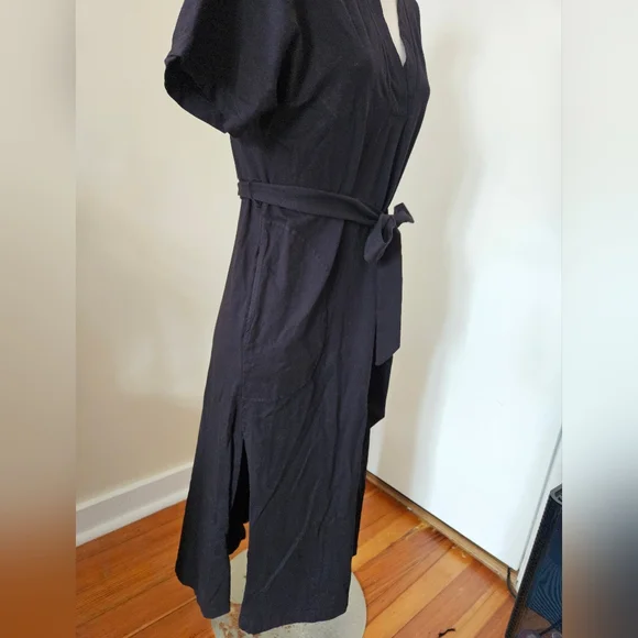 NWT Velvet By Grahm & Spencer Black Dress - Picture 3 of 5